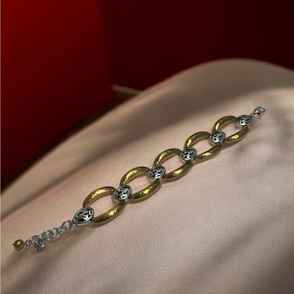 Brighton Gold & Silver Plated Hammered Design Bracelet 7-1/4” to 8” - Picture 3 of 6